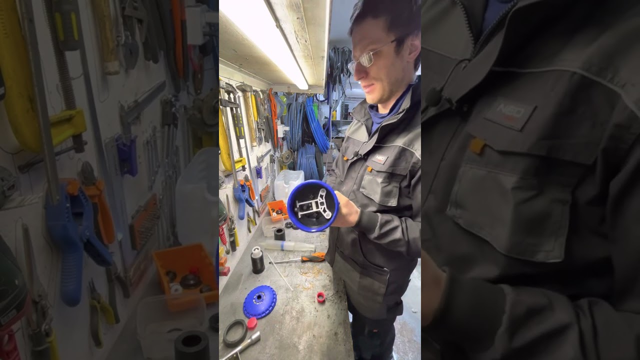 Насос-дозатор для автомойки - Dosatron  D25RE5. Разборка и принцип работы