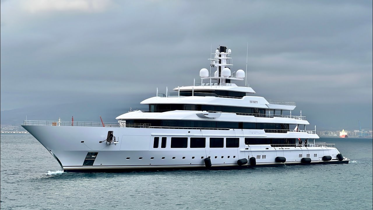 INFINITY 117m/ 383ft OCEANCO BUILT SUPERYACHT DOCKING IN GIBRALTAR