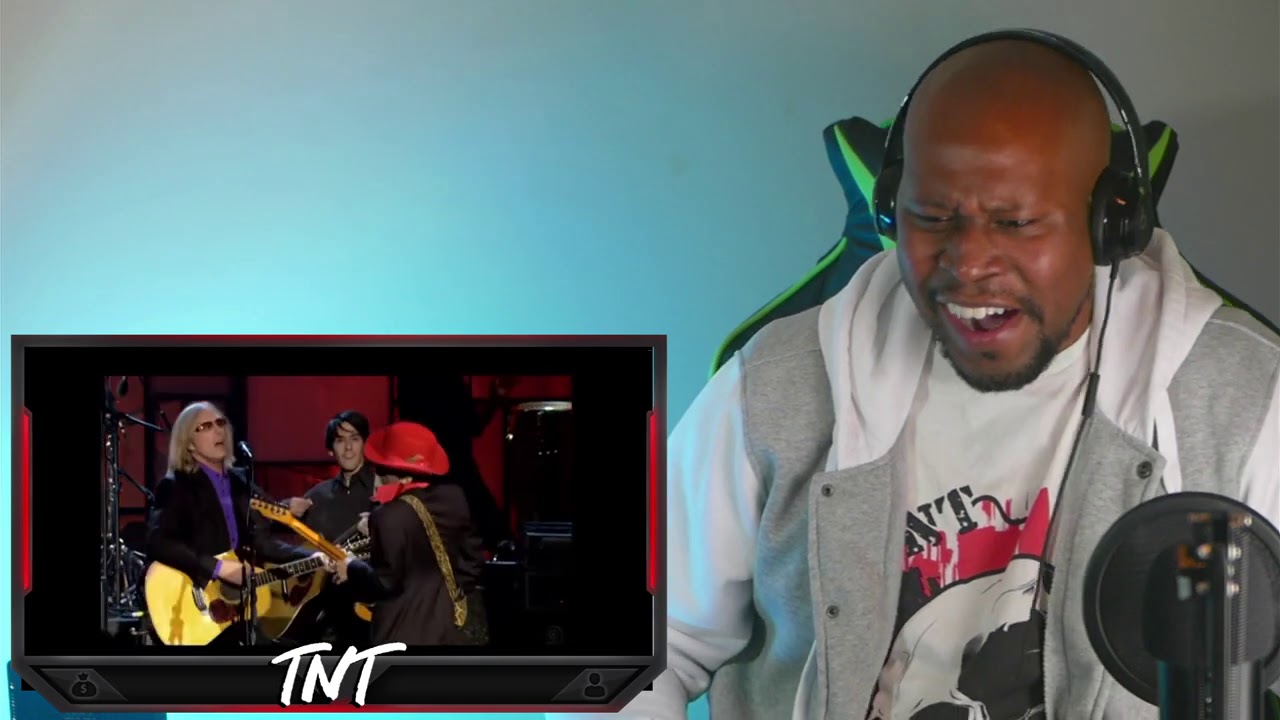 Awesome Reaction To Prince, Tom Petty , Steve Winwood, Jeff Lynne   While My guitar Gently Weeps