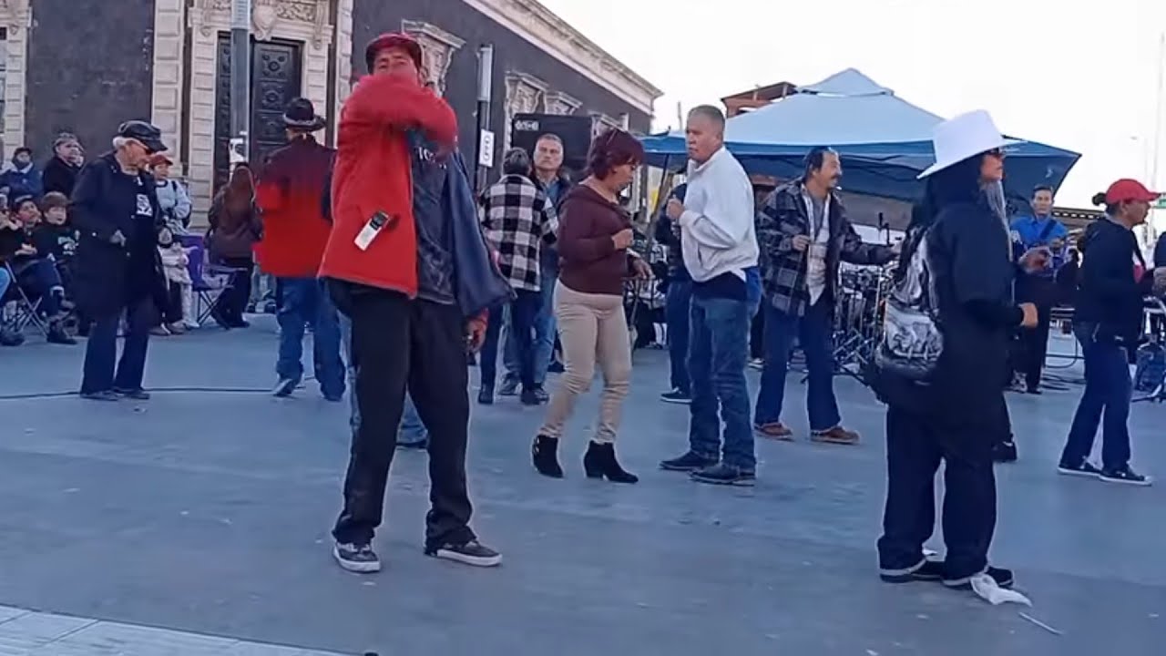 NOS FUIMOS AL BAILONGO UN RATO  EN EL CENTRO DE CIUDAD JUAREZ CHIHUAHUA 