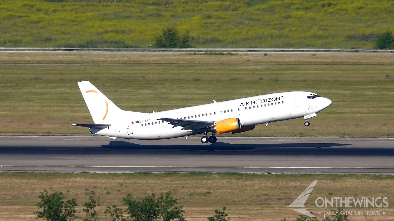 RARE Boeing 737-400 taking off from Barajas