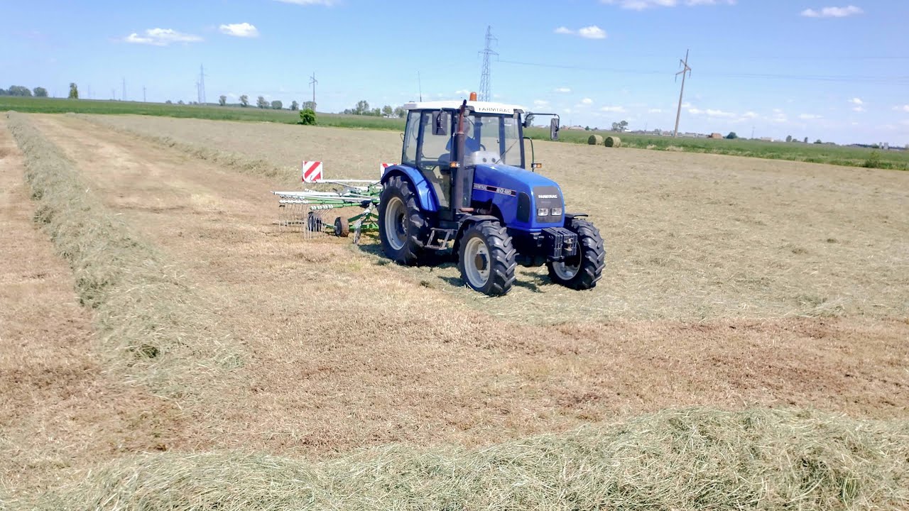 Koszenie i zbiór trawy 2020. Deutz-fahr, Farmtrac i Jcb czyli sianokosy w najlepszym wydaniu.