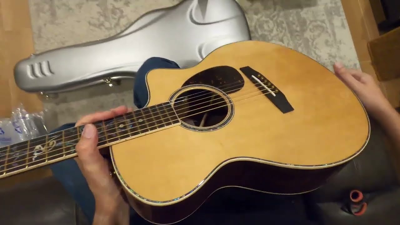Martin Guitar CS SC 2022 Unboxing & First Impressions