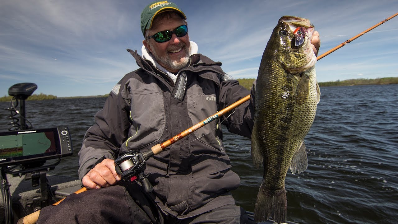 Crank Callin’ Largemouth — Angling Edge TV