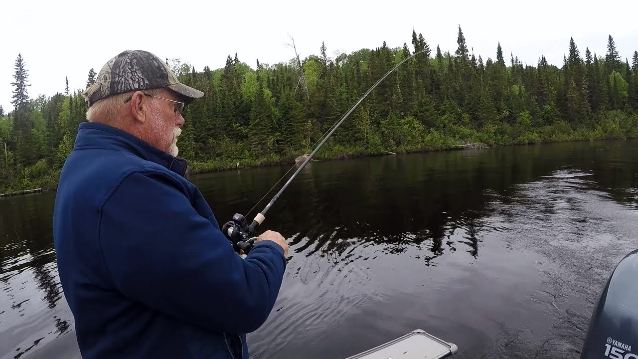 Trolling a Berkley Flicker Shad