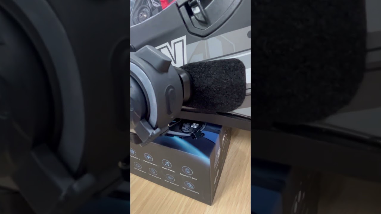 Q29 helmet Bluetooth headset photography model + two-person intercom. Source factory.