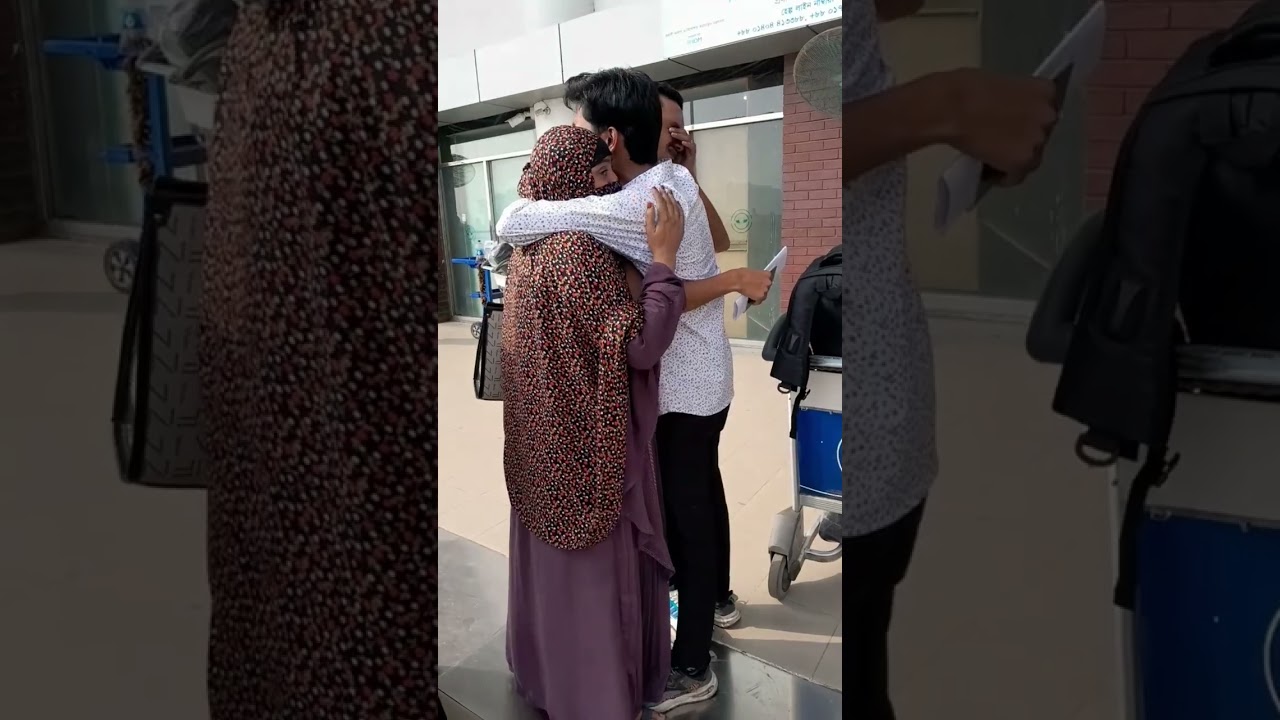 প্রবাস যাচ্ছে ছোট ভাই
