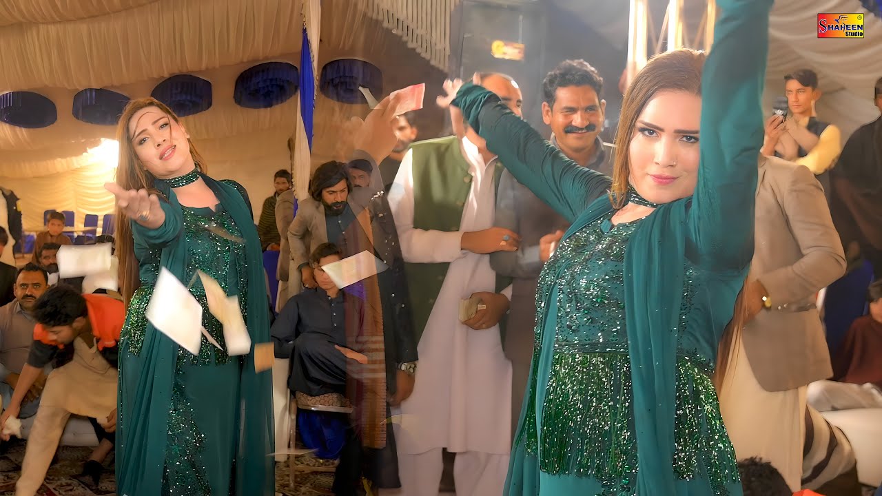 Pari Paro | Pyar Mein Dil De Diya Full Song | Bollywood Dance Performance Shaheen Entertainment