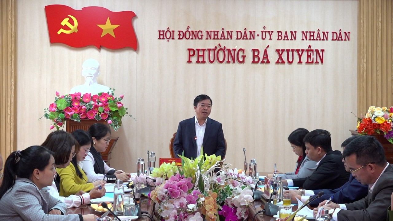 ỦY BAN BẦU CỬ TỈNH THÁI NGUYÊN KIỂM TRA GIÁM SÁT TẠI BÁ XUYÊN