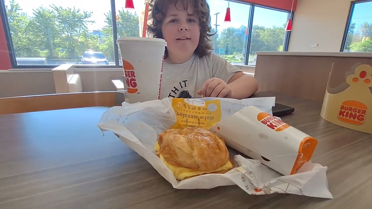 RYAN EATS: BREAKFAST AT BK