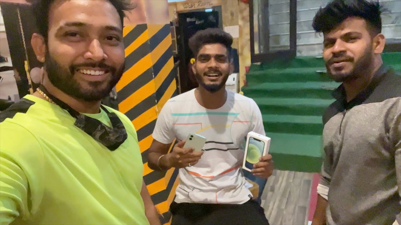 Sweety ne iPhone Gift Kara 😁 ? | Pankaj Mortu