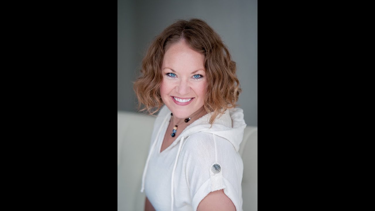 Carolyn's 5-minute Chair Yoga