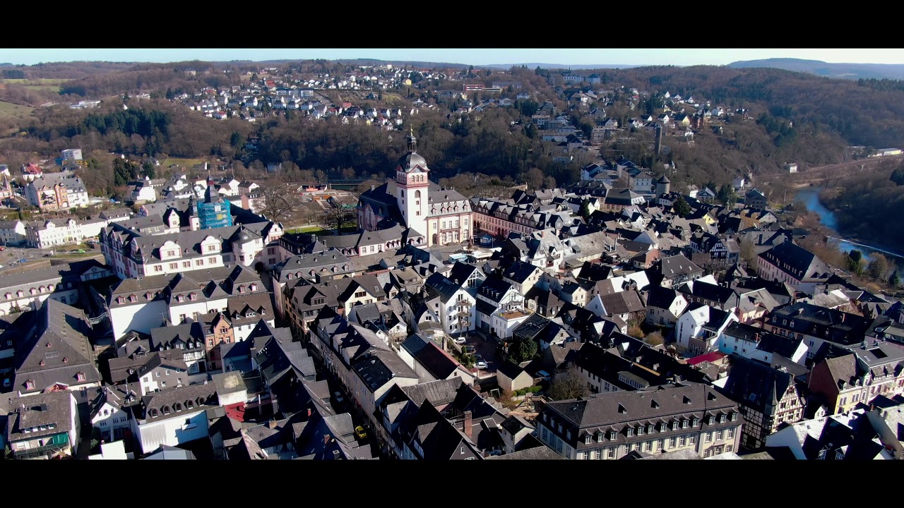 Weilburg an der Lahn - Altstadt und Schloss (4K)