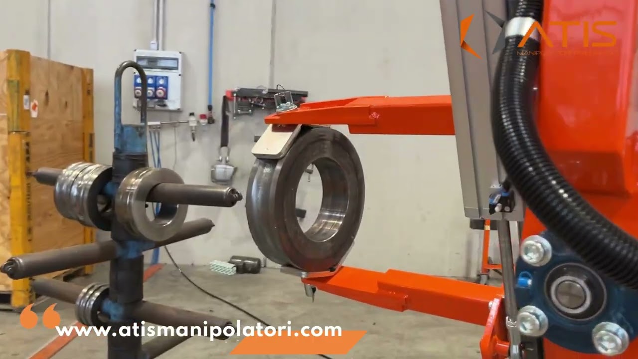 Manipolatore in azione: solleva e ruota pezzi meccanici! _ Manipulator lifting & rotating parts