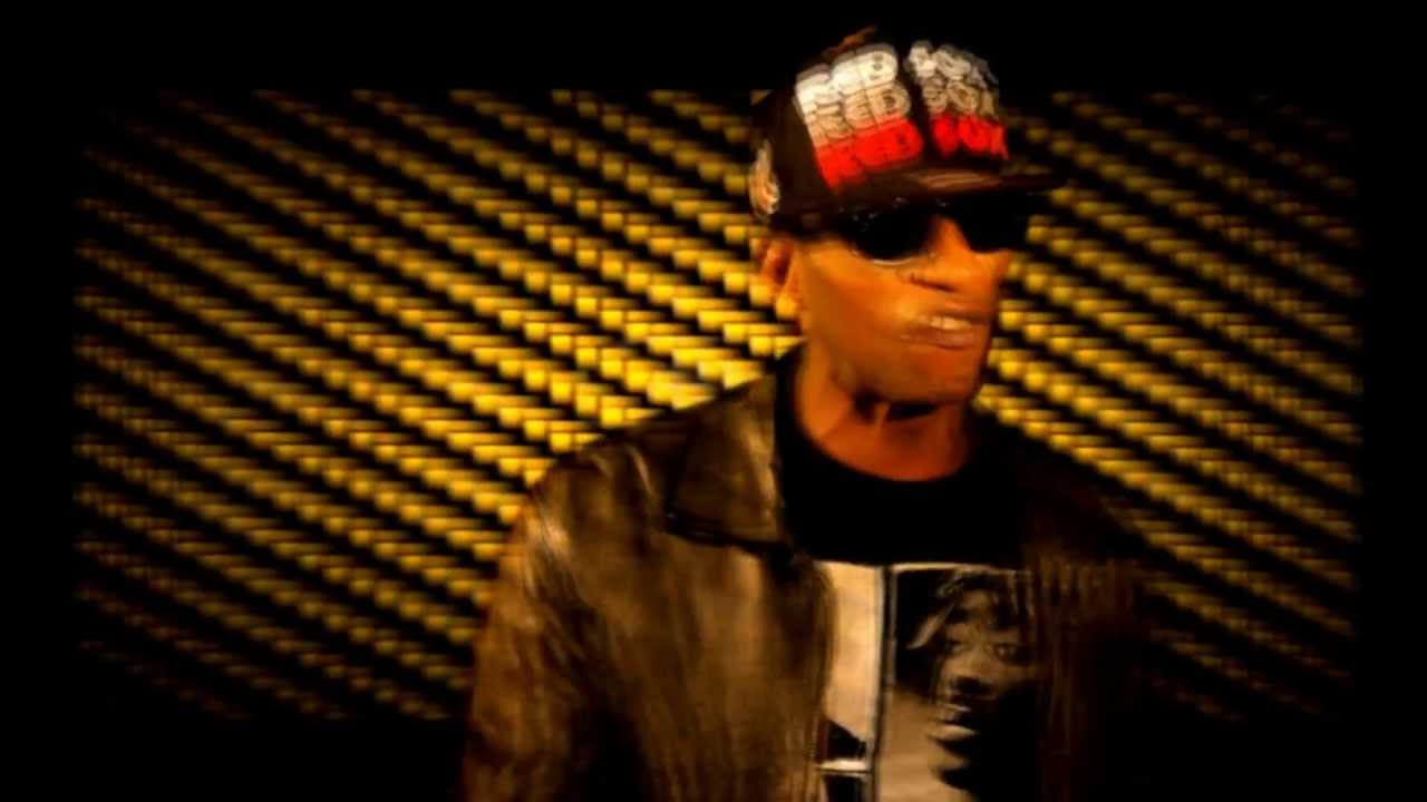(Une feuille un stylo un th&egrave;me et de l'inspi )  By Jon PiTT (clip officiel 2013)