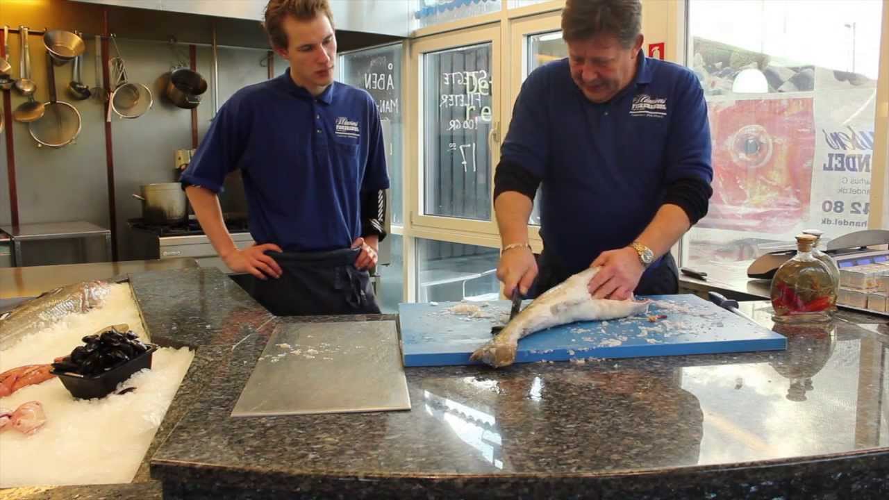 Det går helt i fisk - afsnit 1