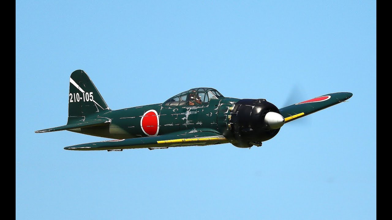 大型零戦の見事な着陸