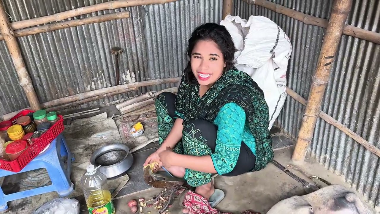 মেয়েরা জামাইয়ের পিছে ঘুরে