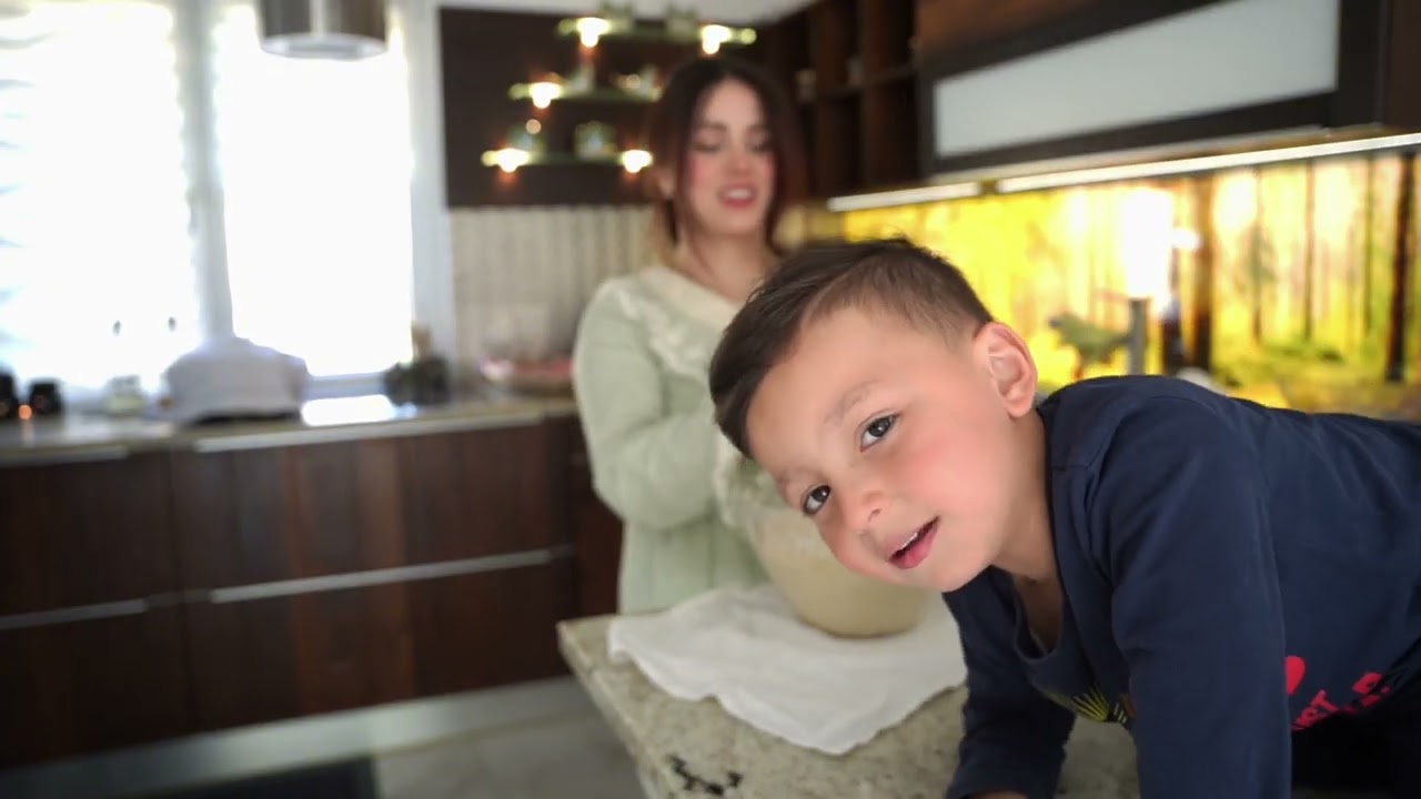 سر الكباب العراقي والصمون 😉مشاوي  وية  ديما وخضر