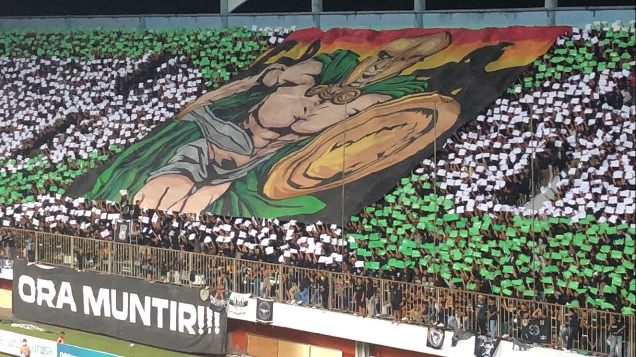 KOREO PERDANA BRIGATA CURVA SUD LIGA 1 2022/23 - PSS SLEMAN vs PSM MAKASSAR