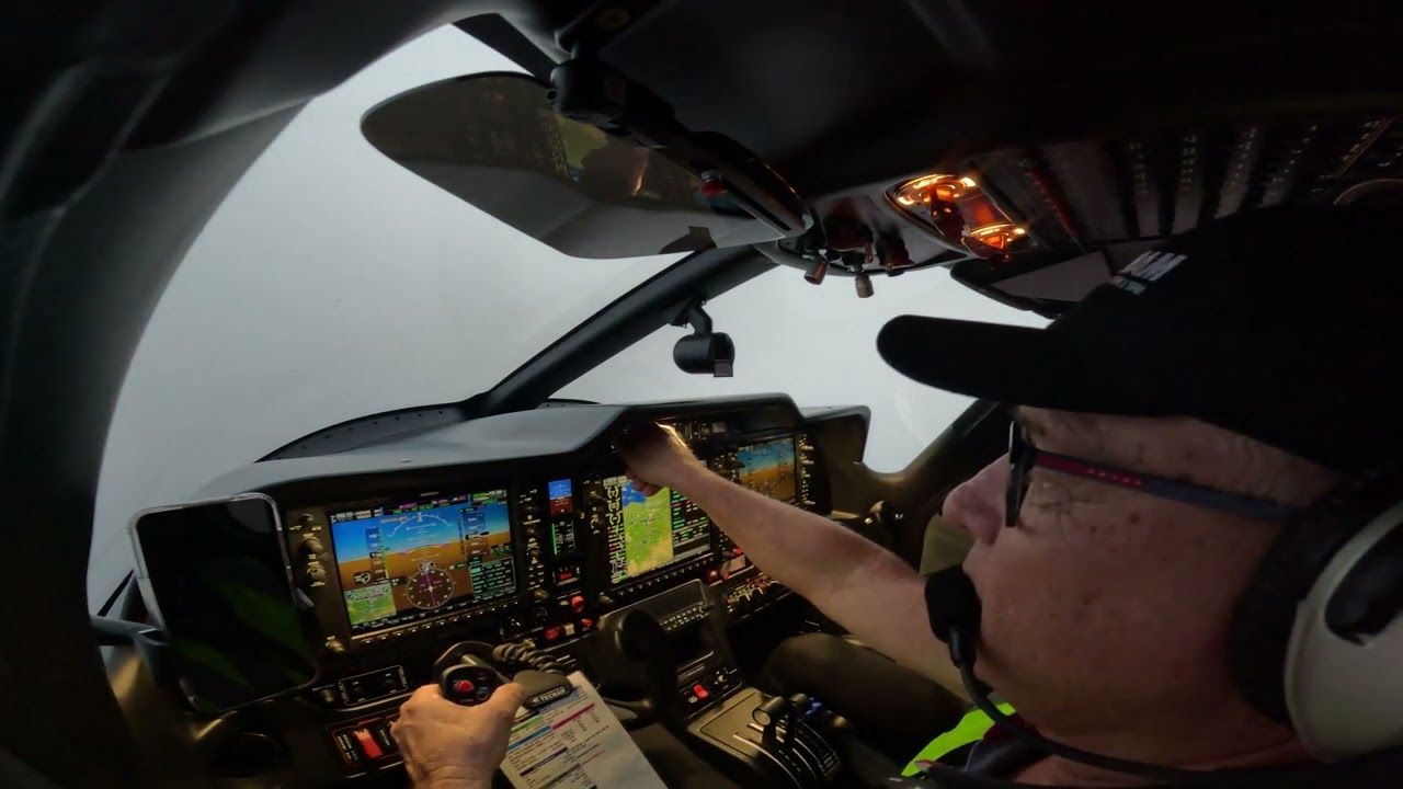 FLYING NIGHT IFR IN THE BIG TECNAM P2012
