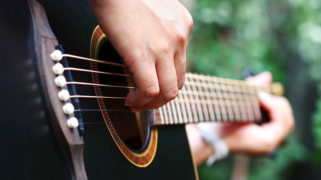 How to Dance in Time with the Guitar | Bachata Dance