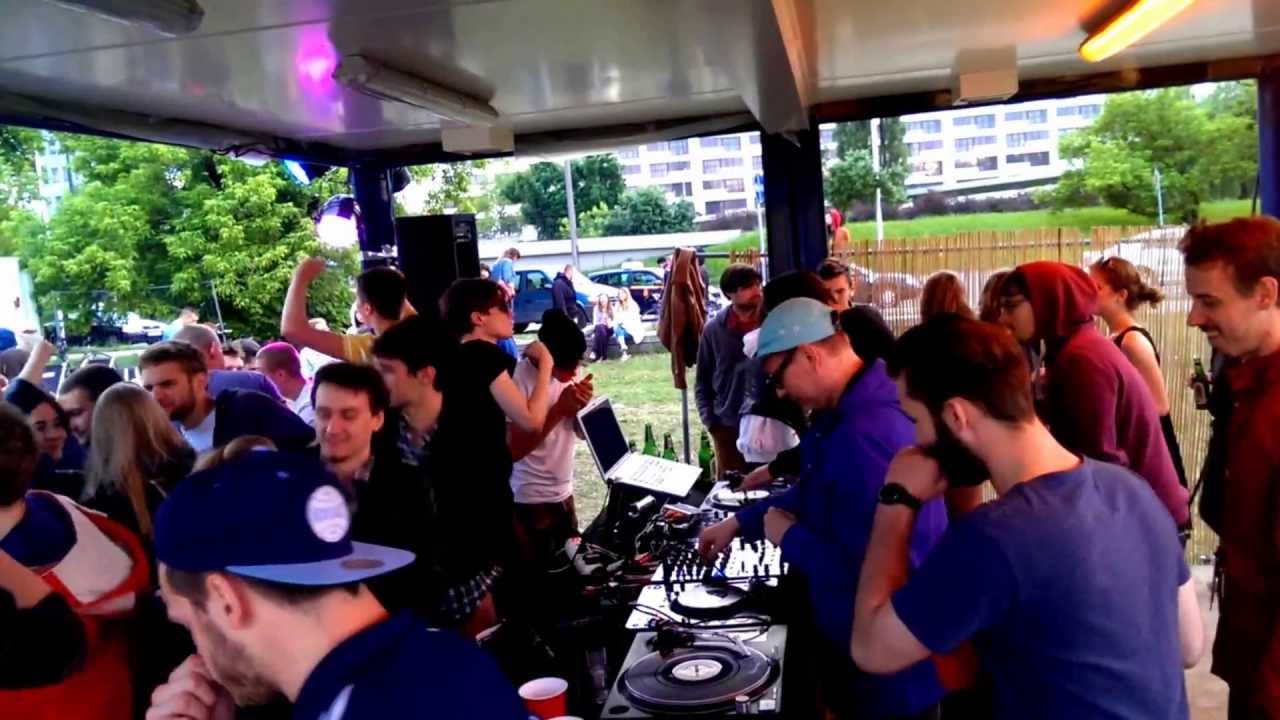 MCQ & JNKP droppin Blawan - Why They Hide Their Bodies Under My Garage (Skrillex Essential Mix Rip)