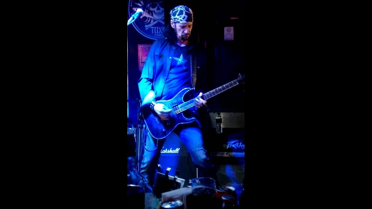 Bruce Kulick - Watchin' You solo KISS Lounge 2015