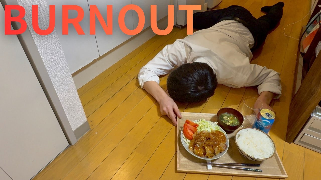 Working 12 Hours a Day in Tokyo:A Japanese Salaryman’s Dinner After a Long Day