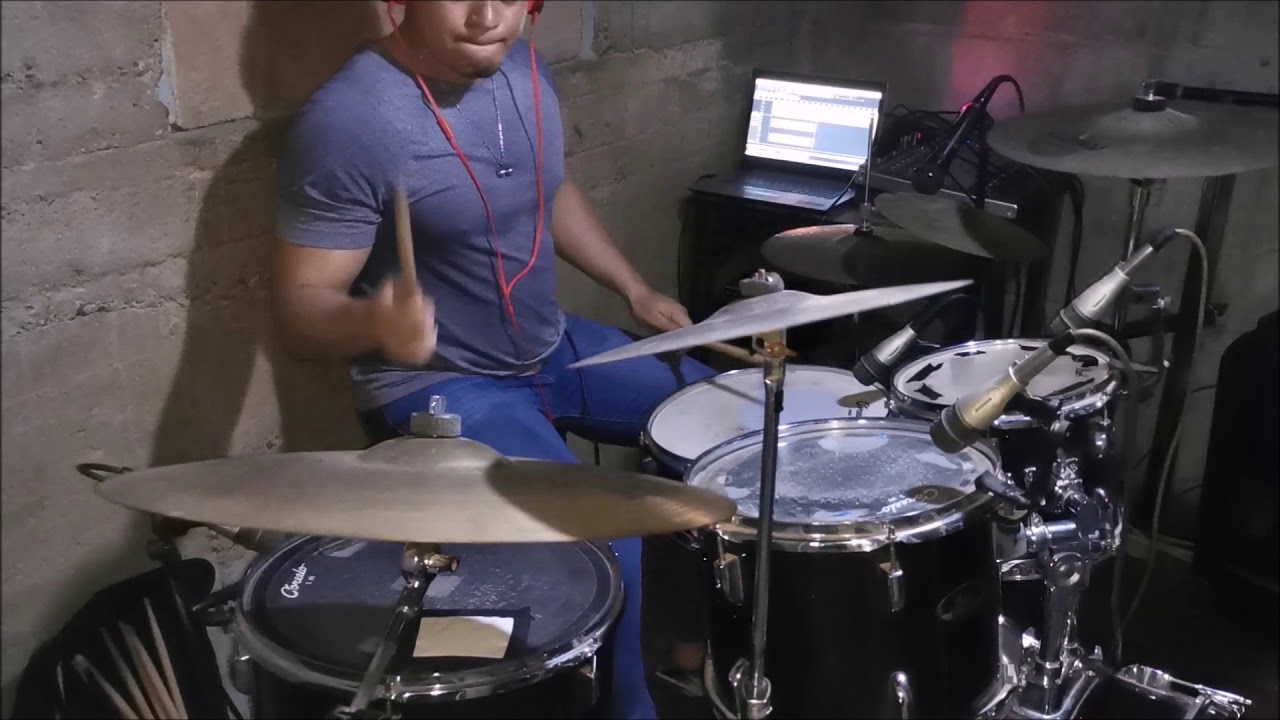 TE ADORAMOS COVER BATERÍA