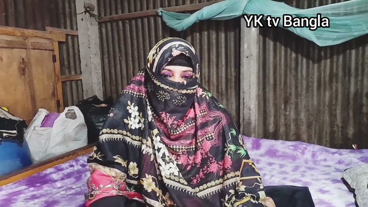 যে বয়সে বেশি বেশি স্বামীর আদর ভালোবাসা পাবো সে বয়সে স্বামী চলে গেছে এখন কে স্বামীর দায়িত্ব নিবে 
