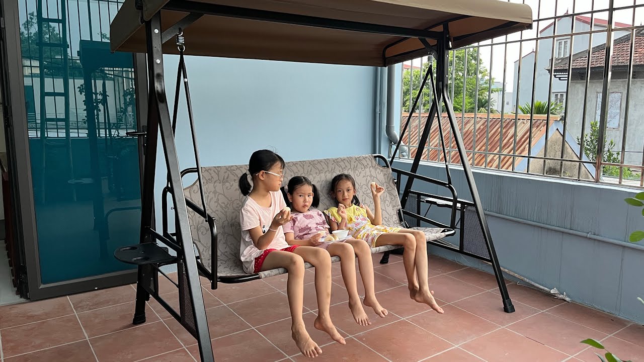 Xích đu sân vườn Xích đu ngoài trời Xích đu võng ngả ra thành giường nằm được 0938540921