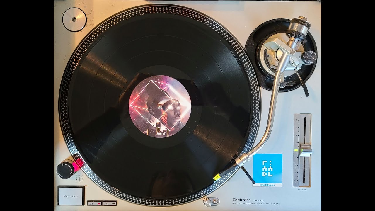 Delano Smith - Hot Lovely Relations