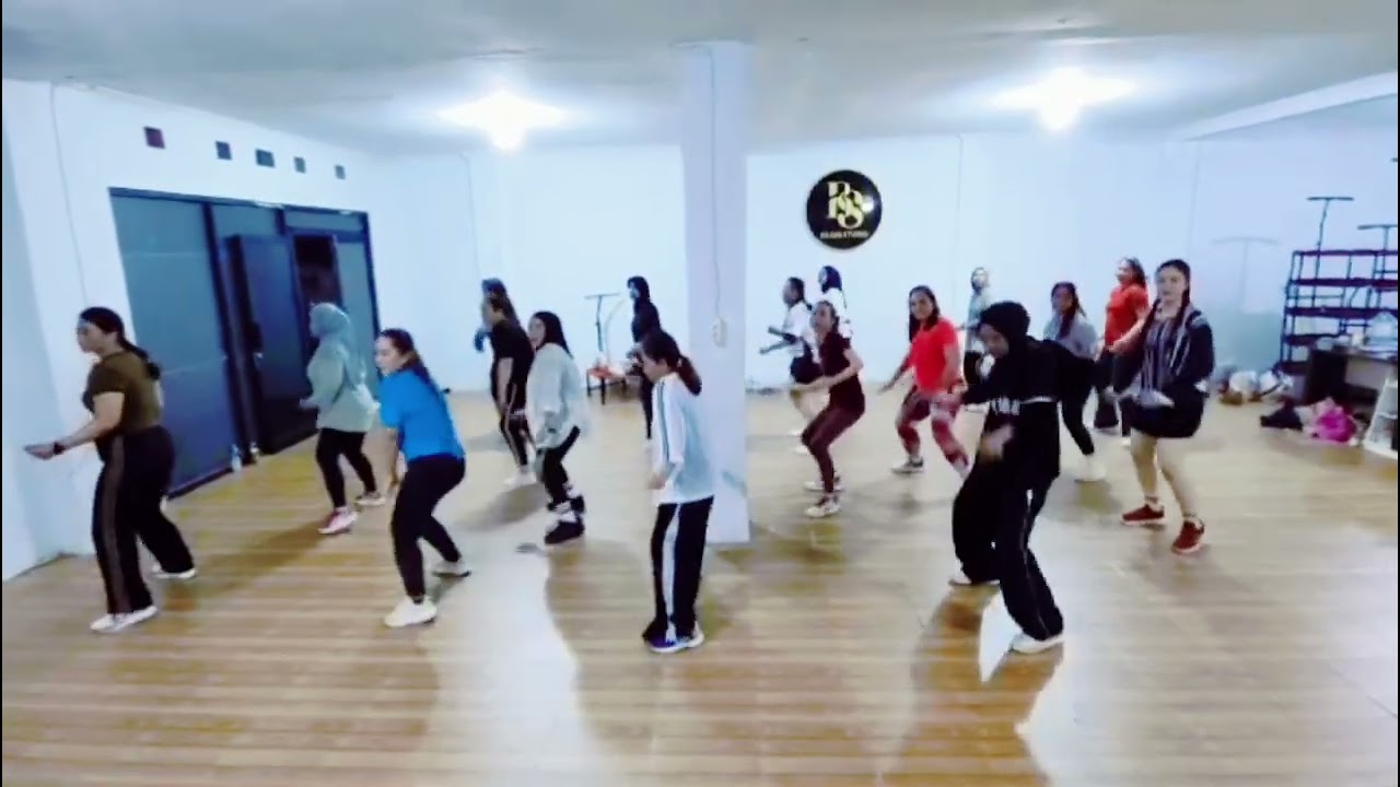 Gyal a Whine #zumba #dance #zumba 