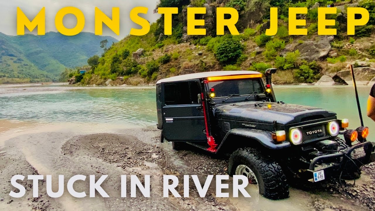 Monster Jeep Toyota FJ 40 Stuck in River || Iftar at Khanpur Dam || 4Wheel Life