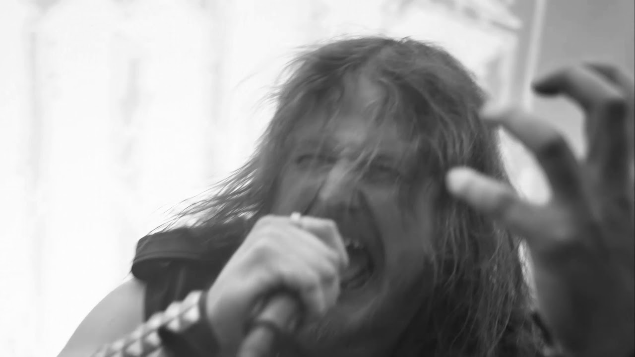Crypts - Coven Of The Dead (official video)