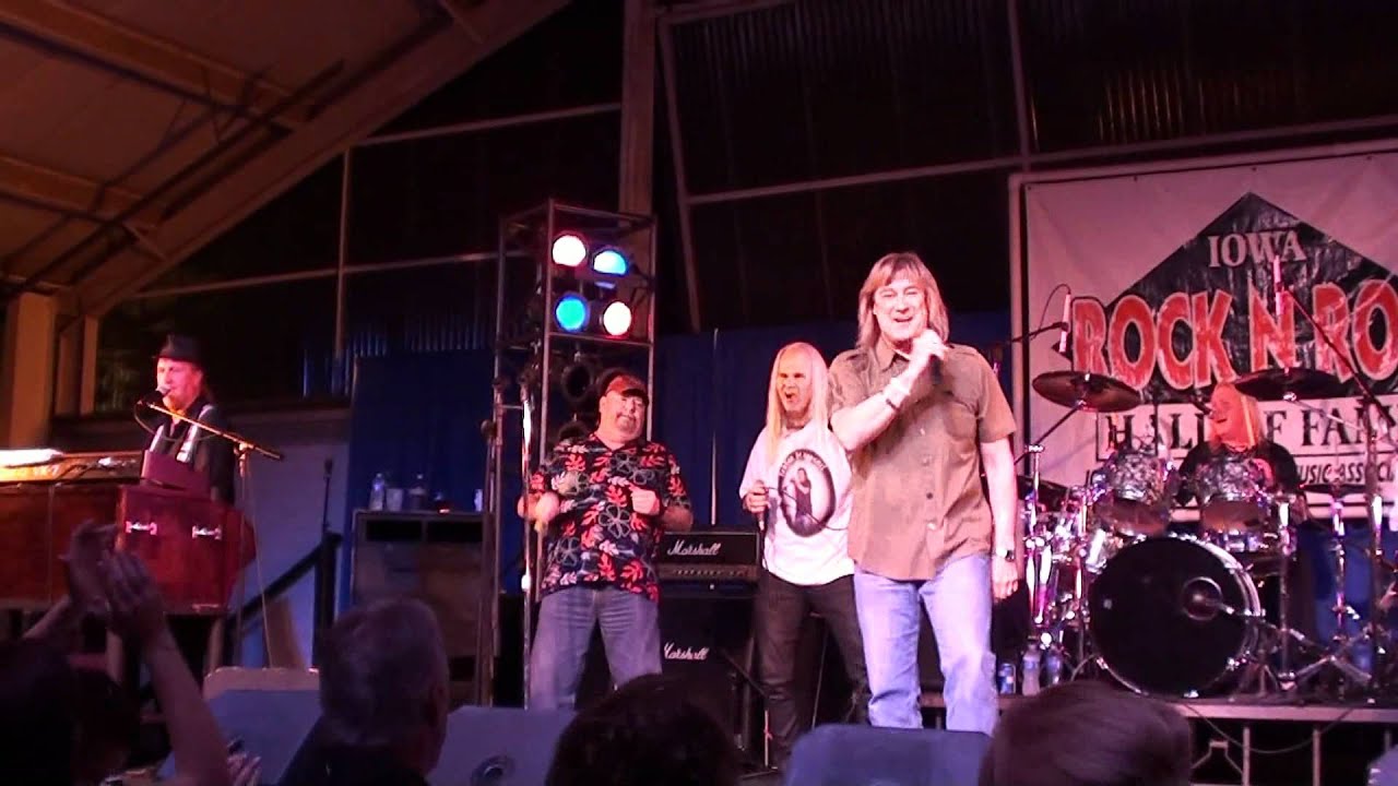 Head East Reunion - Get up and enjoy yourself (John Schlitt)