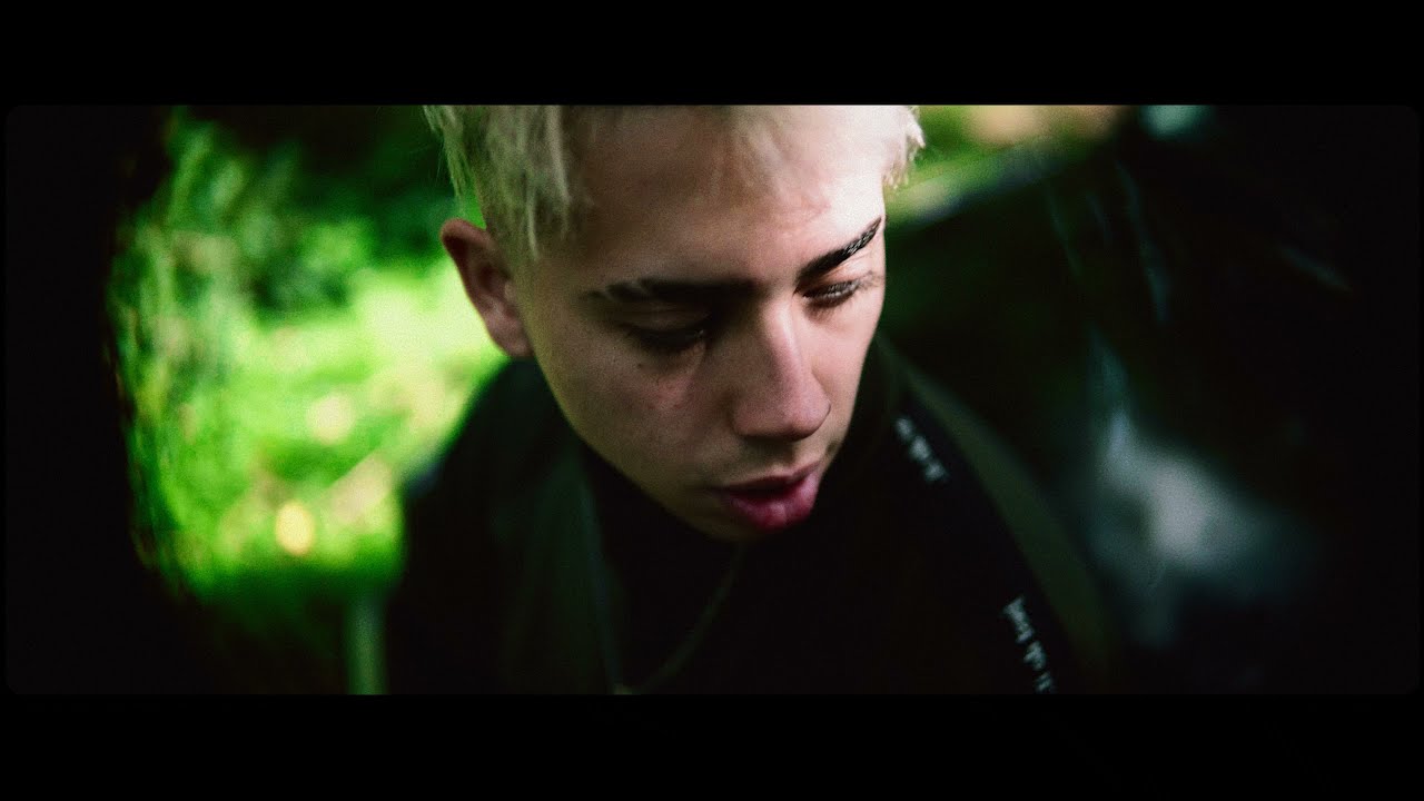 Tobi, Luck Ra - Fuera de Casa (Video Oficial)