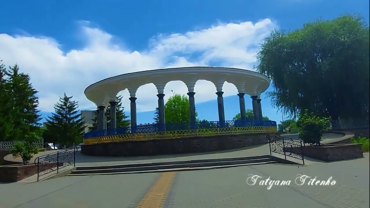ЧУДОВИЙ ПАРК міста Хмільник 2024  WONDERFUL PARK of the city - resort Khmelnyk 2024