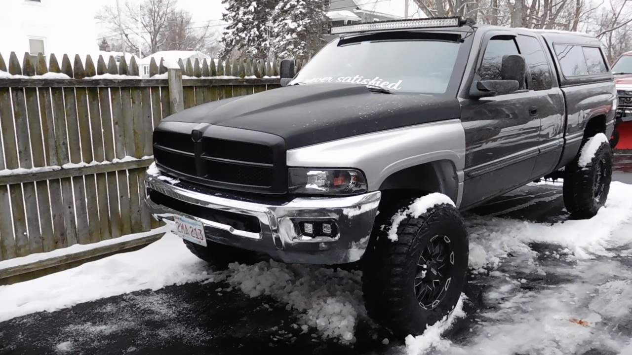 2nd Gen Ram: Sport Grill Swap