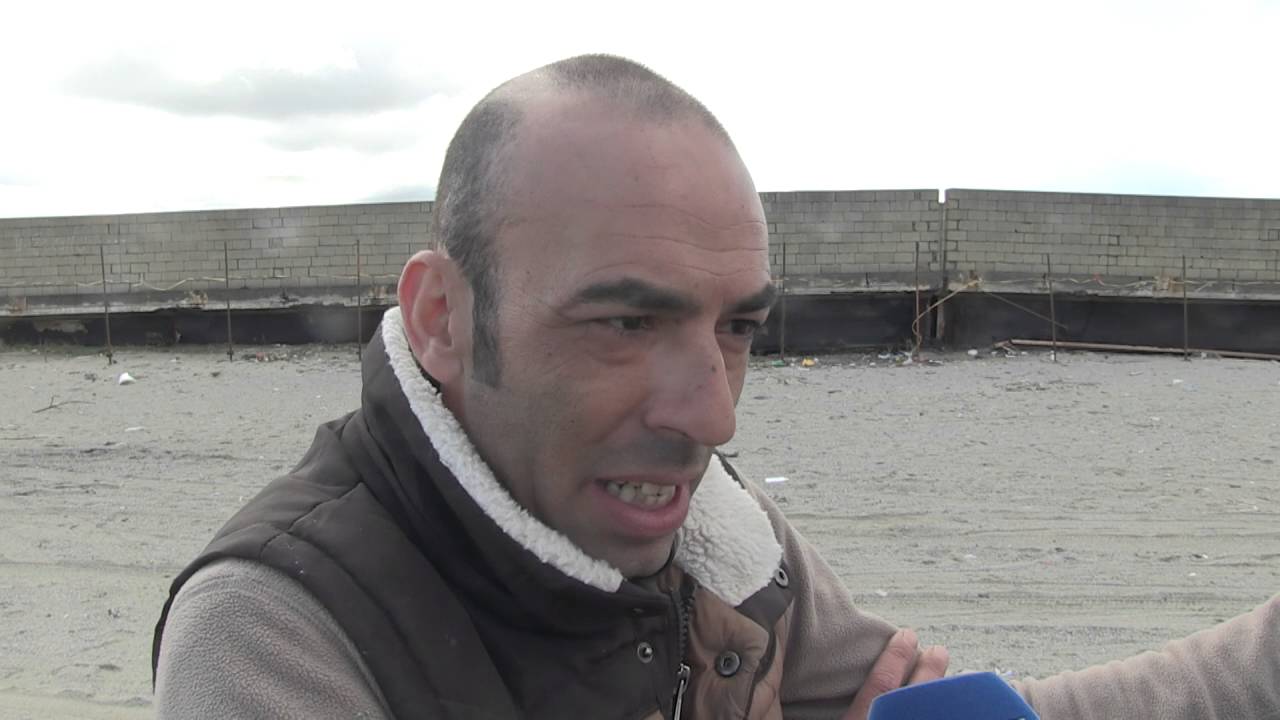 Reportage - L'ecomostro del Golfo