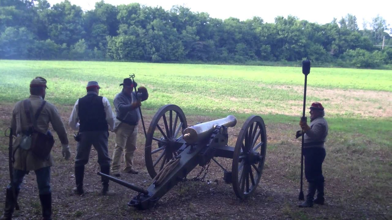 12 pound Napoleon Canon Firing