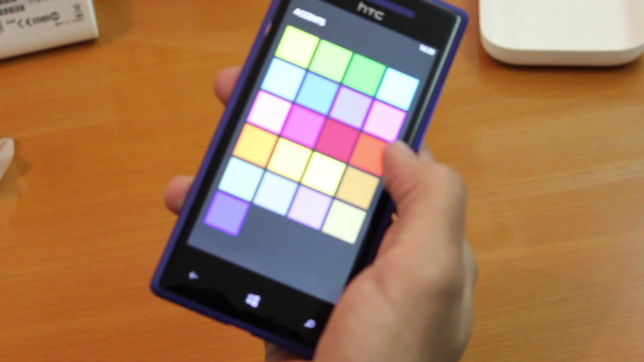 المراجعة الشاملة للهاتف HTC 8X