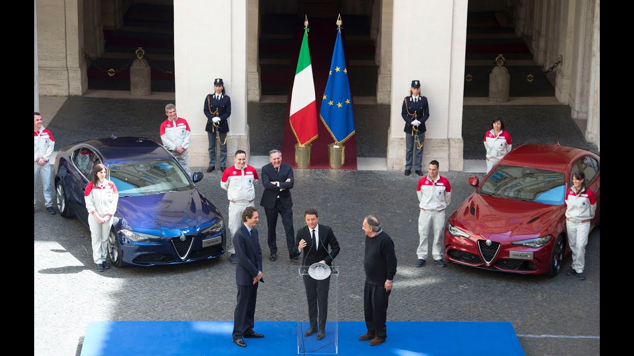Renzi presenta la nuova 