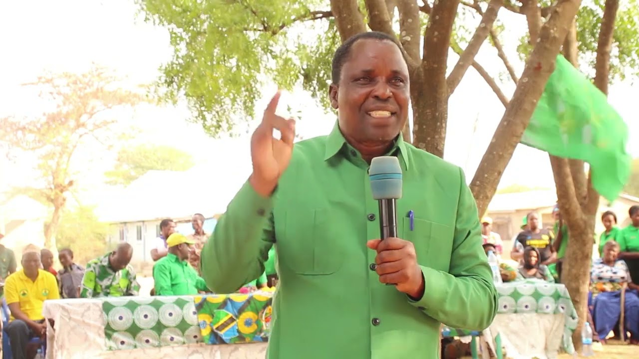 Mgombea ubunge jimbo la Maswa Magharibi,Mashimba Ndaki na kura za wagombea wa CCM Kata ya Malampaka.