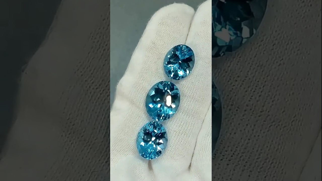 Aquamarine vs Blue Topaz #crystal #gemstone #jewelry #diamond #nature  #Aquamarine#luxurylife #facts
