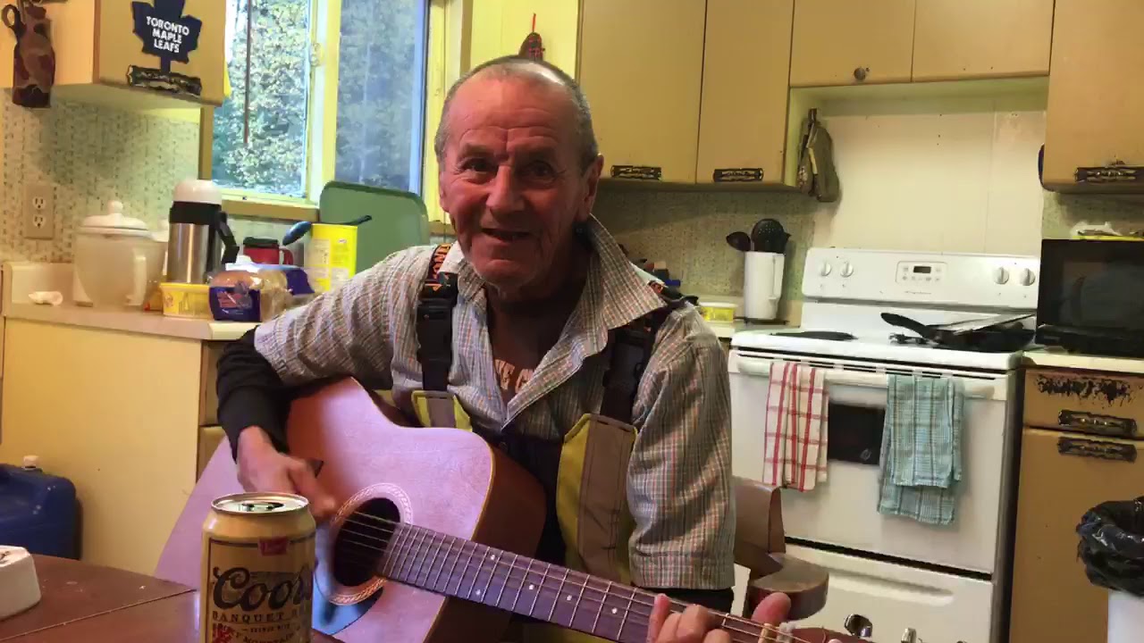 Ray Sings