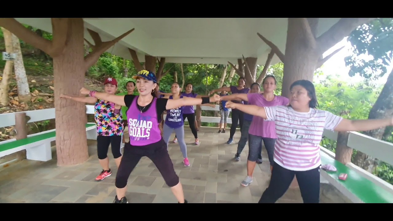 Giling giling-By Willie Revillame -zumba with the Momshies.