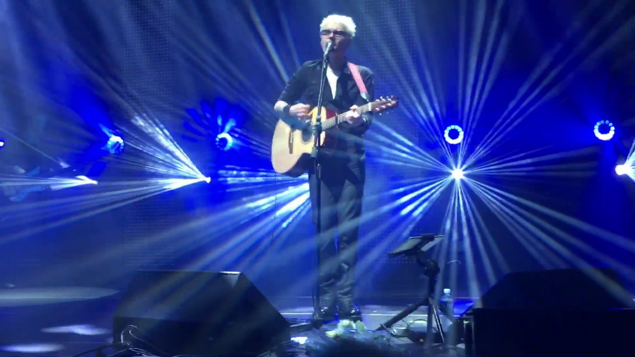 Lemon Joy - Karolis/Mylėt tave taip beprotiška ir keista (intro)(live @ Compensa, Vilnius, 20170215)