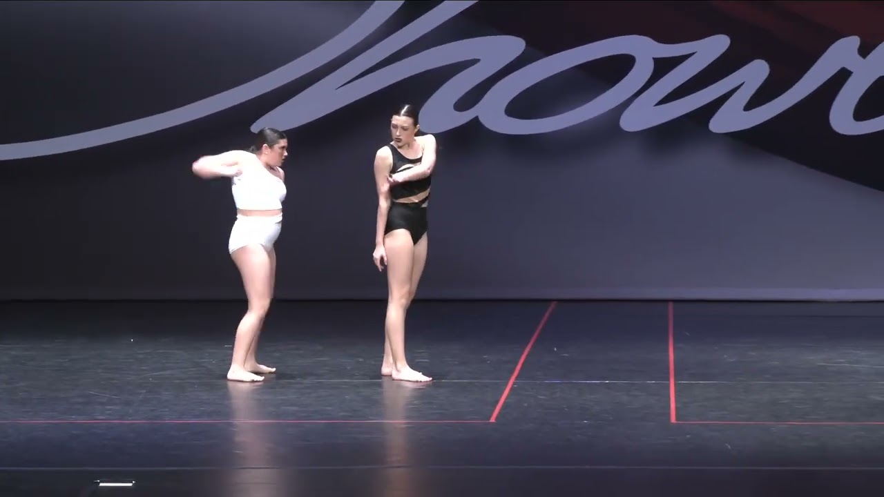 Toxic- Calli and Miley Duo